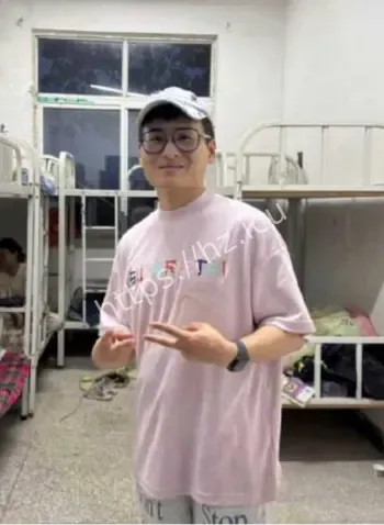 B太凉山扶贫翻车